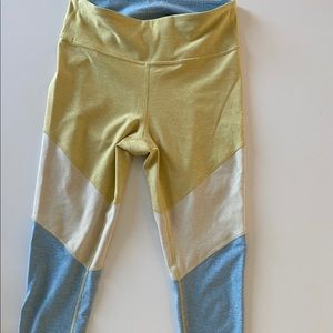 Outdoor Voices Springs leggings